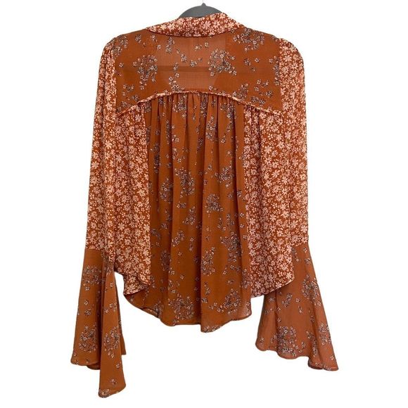 Free People Serena Blouse Floral Bell Sleeves Micro Floral Rust Sheer Size Large - Picture 4 of 7